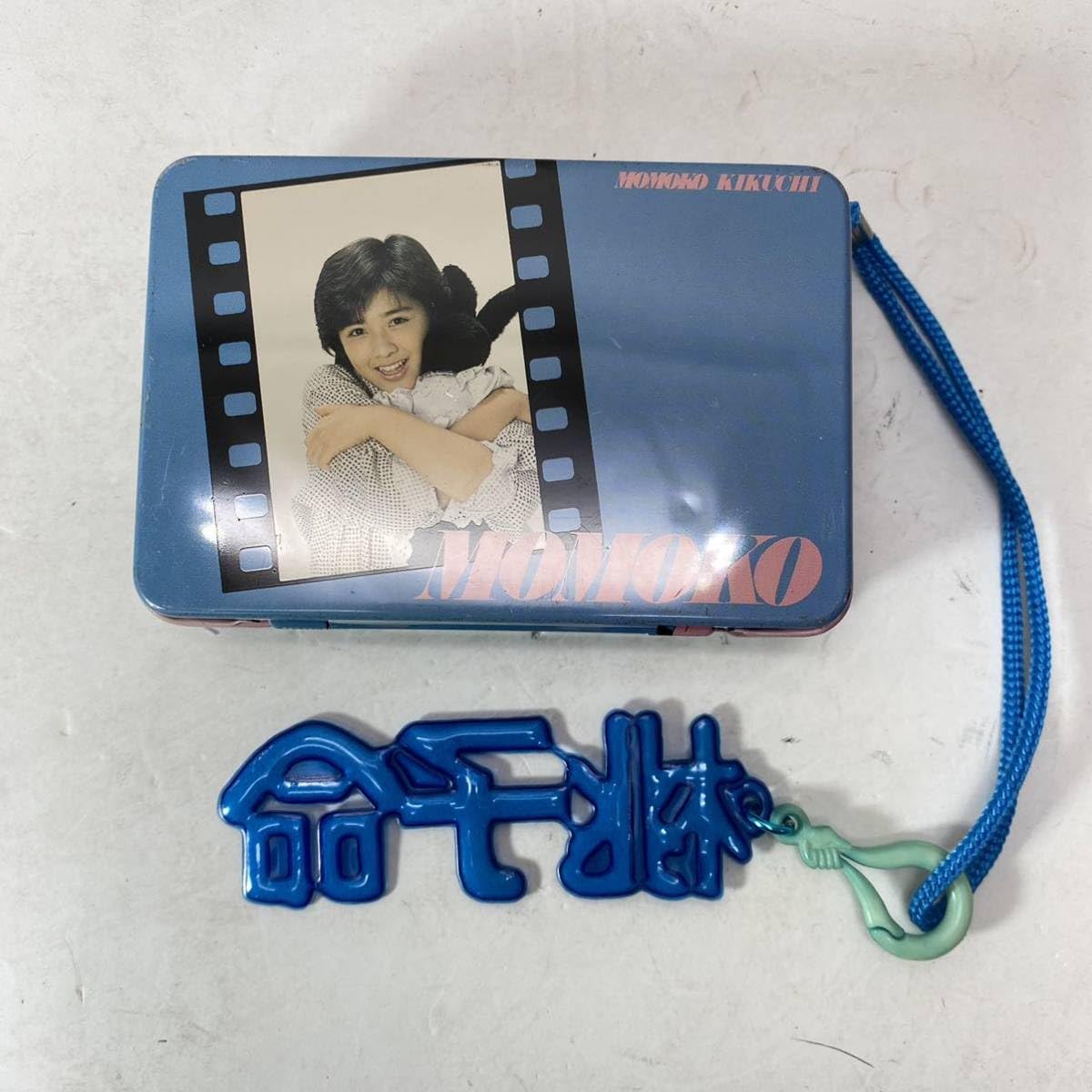 ⭐️菊池桃子 グッズ⭐️ 本、カセットテープ、バッジ、他 菊池桃子グッズ