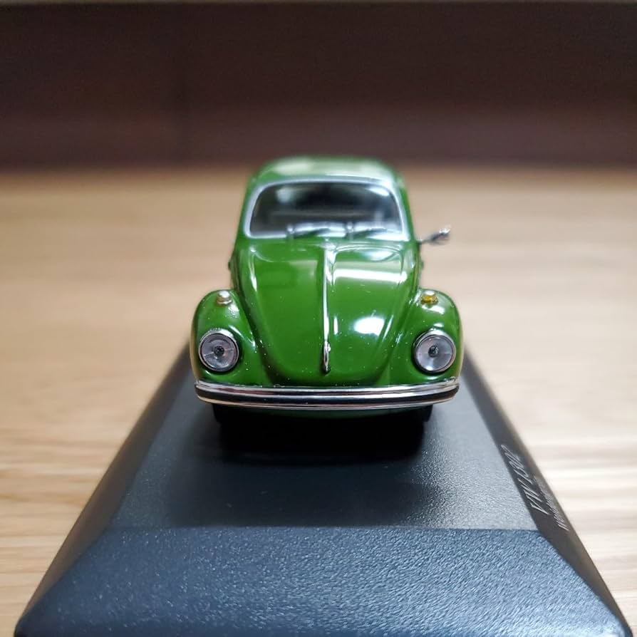 Amazon | 1/43 ミニチャンプス/Volkswagen Beetle 1302 Saloon
