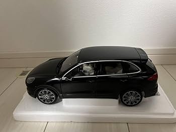 ミニチャンプス ポルシェ カイエン ターボ S 2014 1/18 imgrc0095283117.jpg