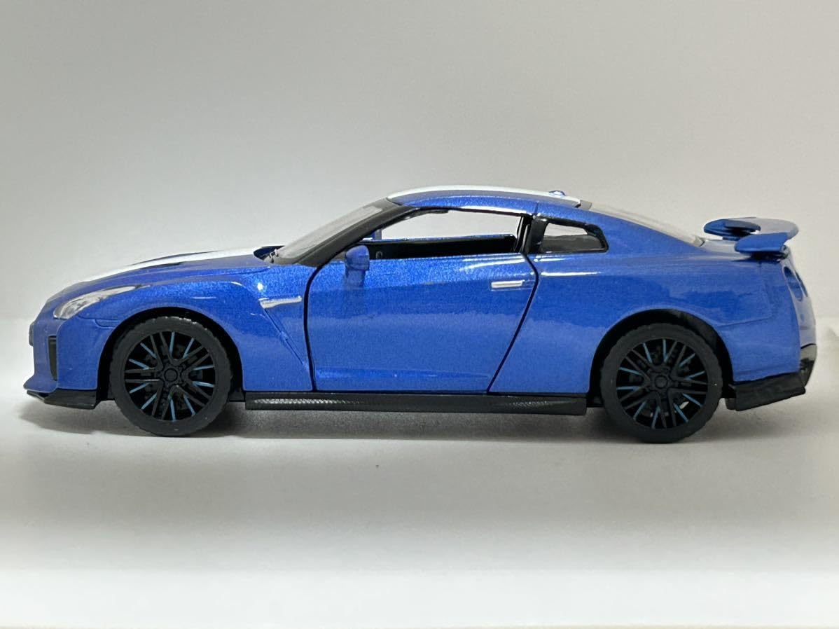 NISSAN GT-R 50th Anniversary ミニカー ERA Car 1/64 Nissan GT-R R35 50TH Anniversary Edition Pearl