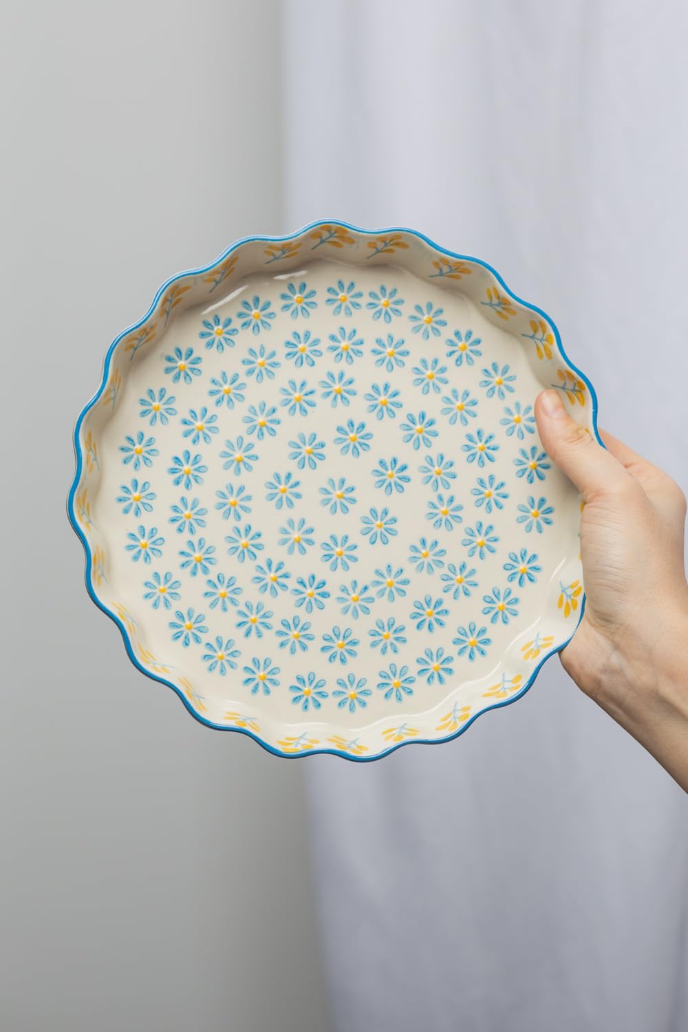 Tranquillo Stampo per quiche in gres con stampa stampata a mano floreale blu/giallo, 22 x 22 x 4 cm