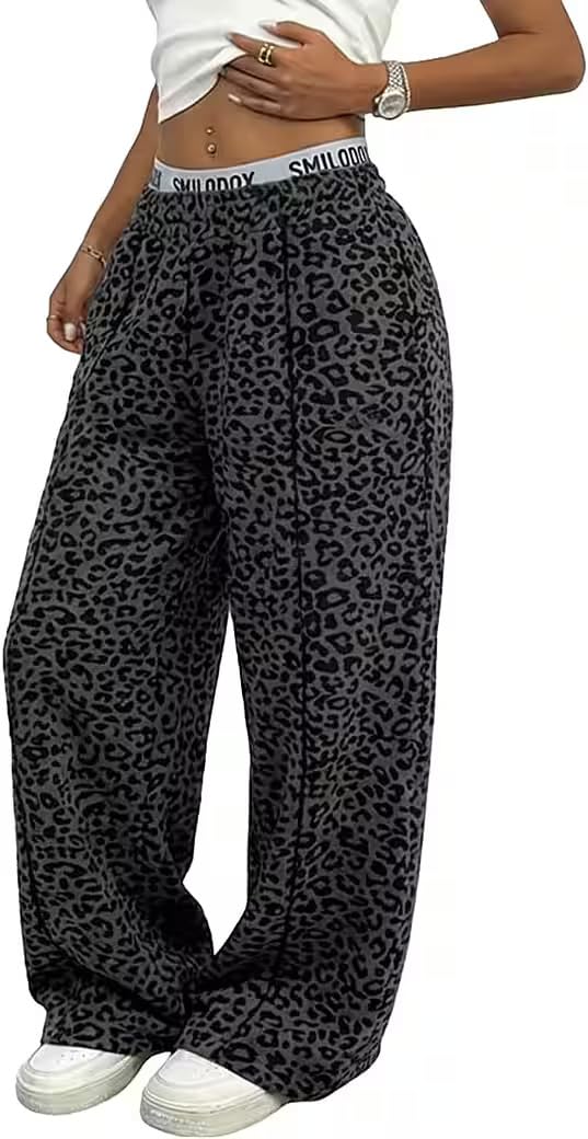 SMILODOX Jogginghose Damen Siara, Bequeme & stylische Freizeithose mit elastischem Bund und Seitentaschen, Trainingshose mit verstellbarem Beinabschluss im Oversize Fit, Für Fitness, Yoga & Freizeit