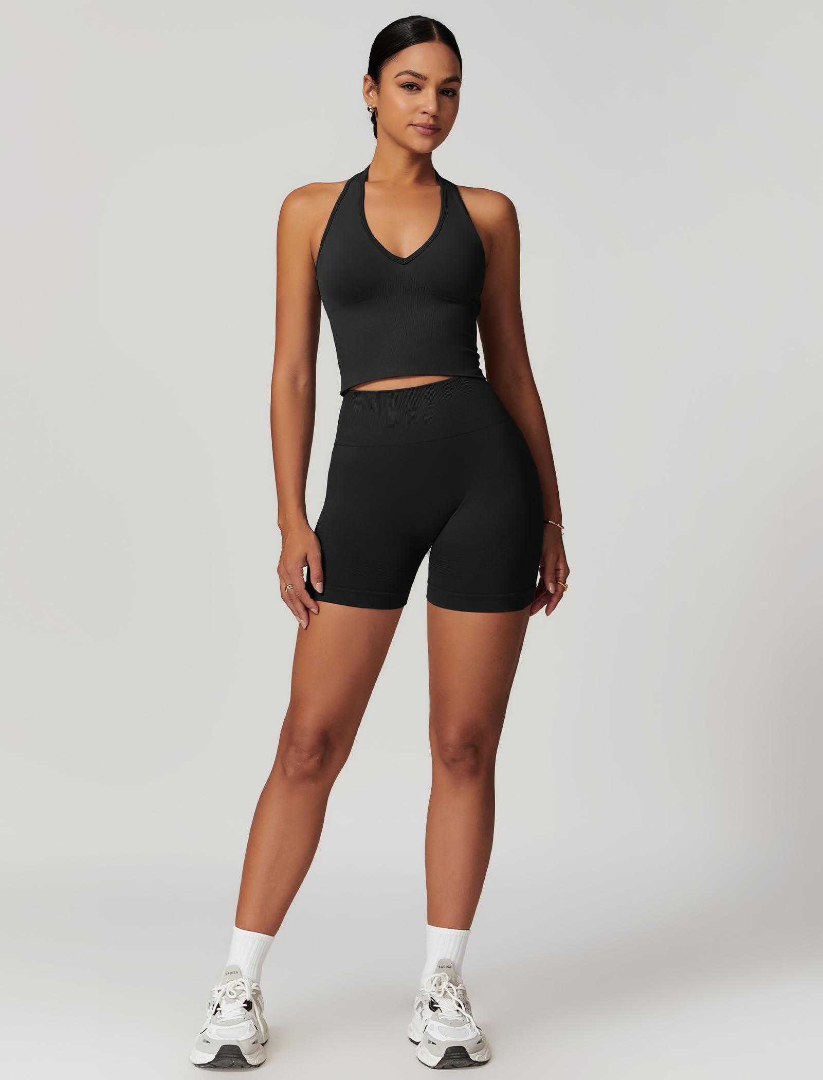 Odizli Conjunto de deporte para mujer, corto, cuello en V, sujetador + pantalones cortos de cintura alta, traje de gimnasio