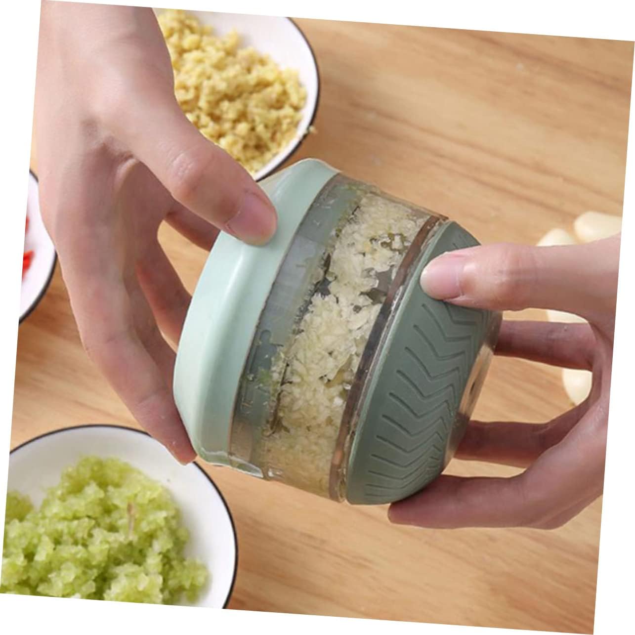 Garlic Mincer Manual Garlic Mincer Chopper Crusher Non-slip Base Easy to Clean
