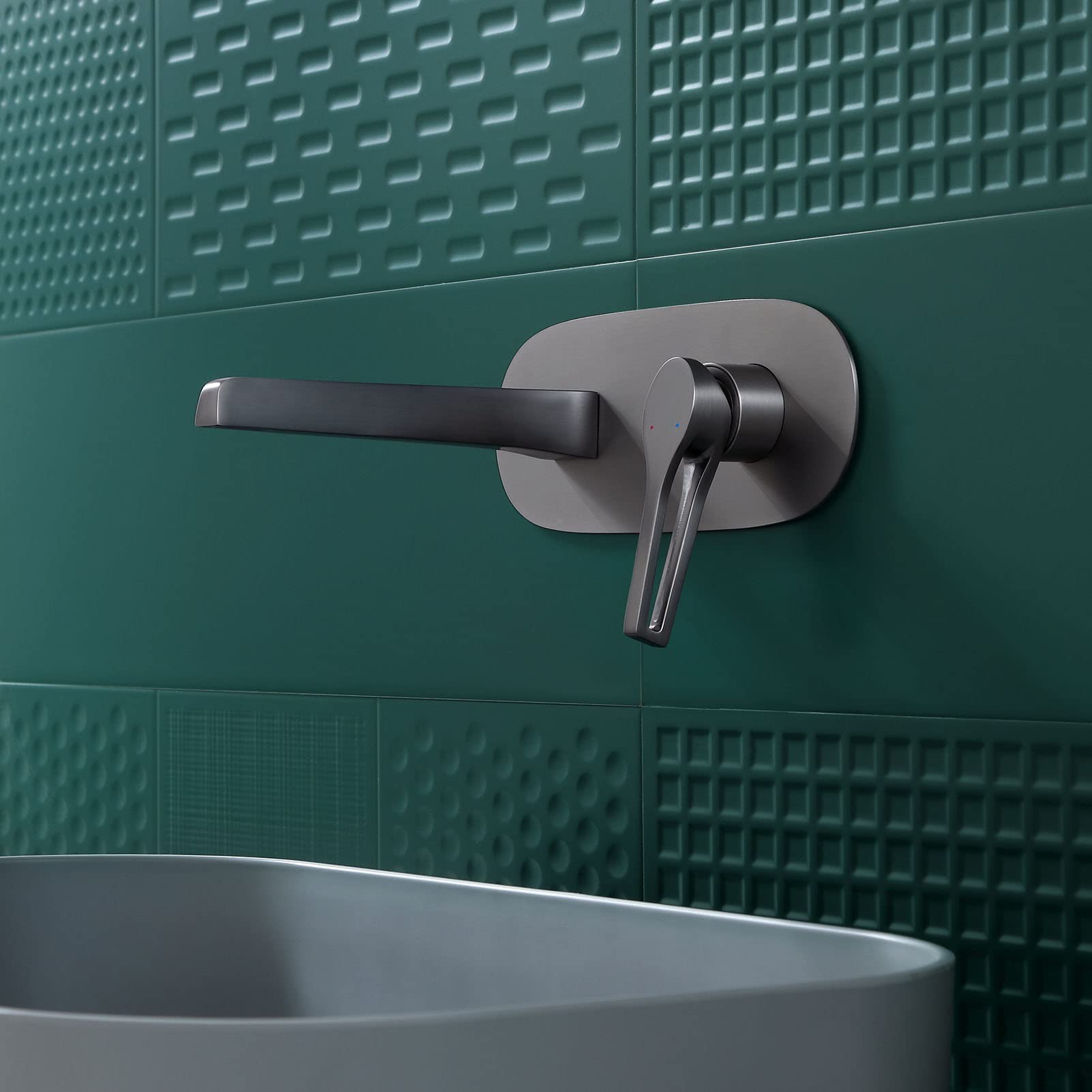 Robinet mitigeur de salle de bain en laiton pour une vasque moderne
