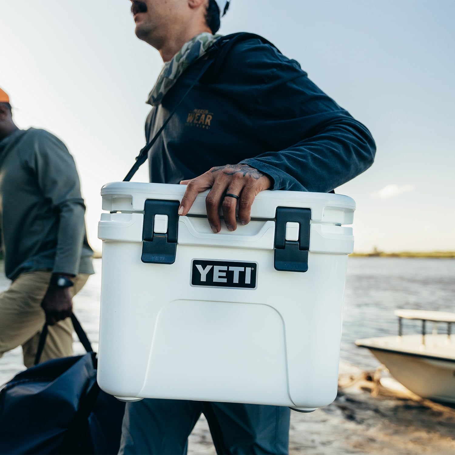 YETI Roadie 15 Hard Cooler con tracolla DoubleDuty