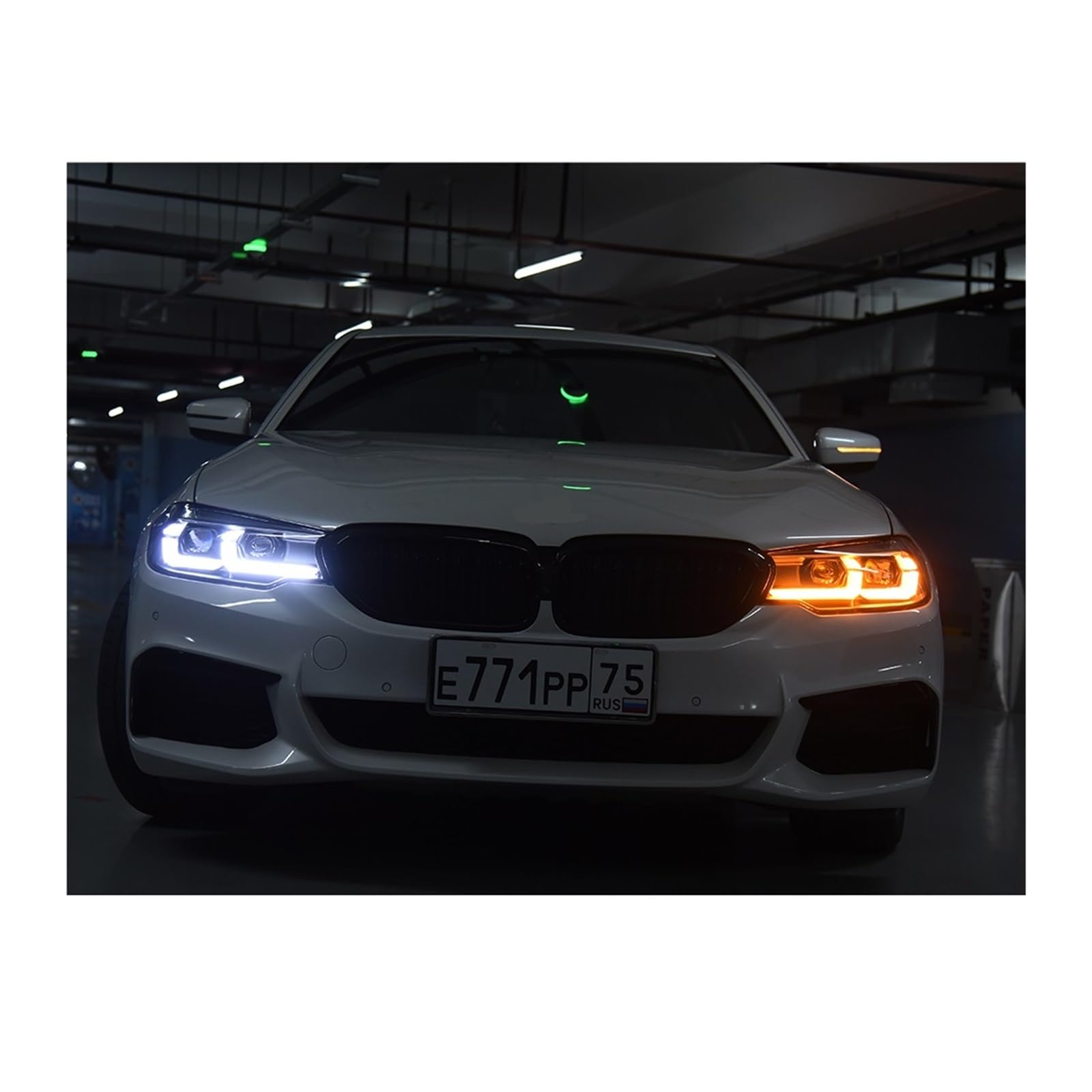 Fari per Auto per BMW Serie 5 G30 G38 2018-2021 Gruppo Ottico Anteriore per Guida a Sinistra e a Destra, Lente bifocale, indicatori di direzione (Guida a Destra/Un Set)
