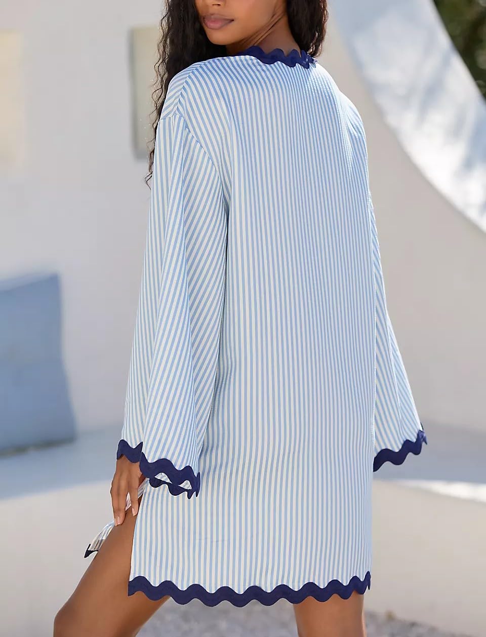 VAOYIU Abito da donna a righe con scollo a V, maniche a campana fluide con bordo ondulato, stile caftano da spiaggia