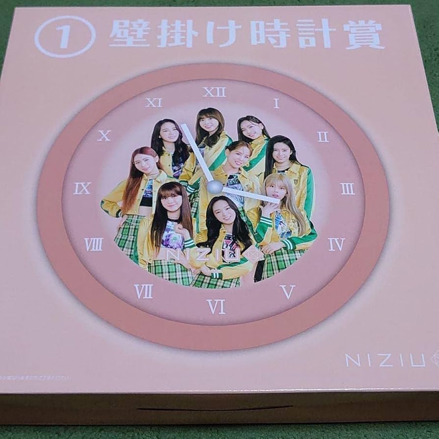 Amazon.co.jp: NiziU ローソン 1番くじ 掛け時計 : ホーム＆キッチン