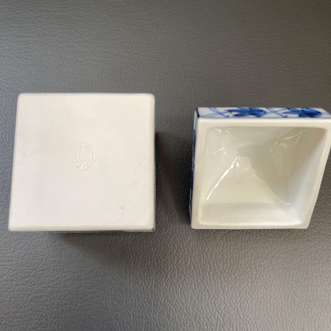 香合　西村徳泉　紫翠窯　染付辻堂　茶道具 Amazon.co.jp: 香合 西村徳泉 紫翠窯 染付辻堂 茶道具 : ホーム