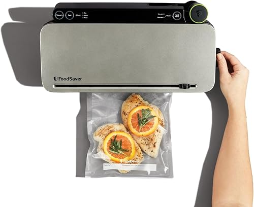 Miniatura 2 de FoodSaver Máquina selladora al vacío con 4 configuraciones, incluyendo pulso y marinado con bolsas selladoras y rollo, sellador de vacío de mano