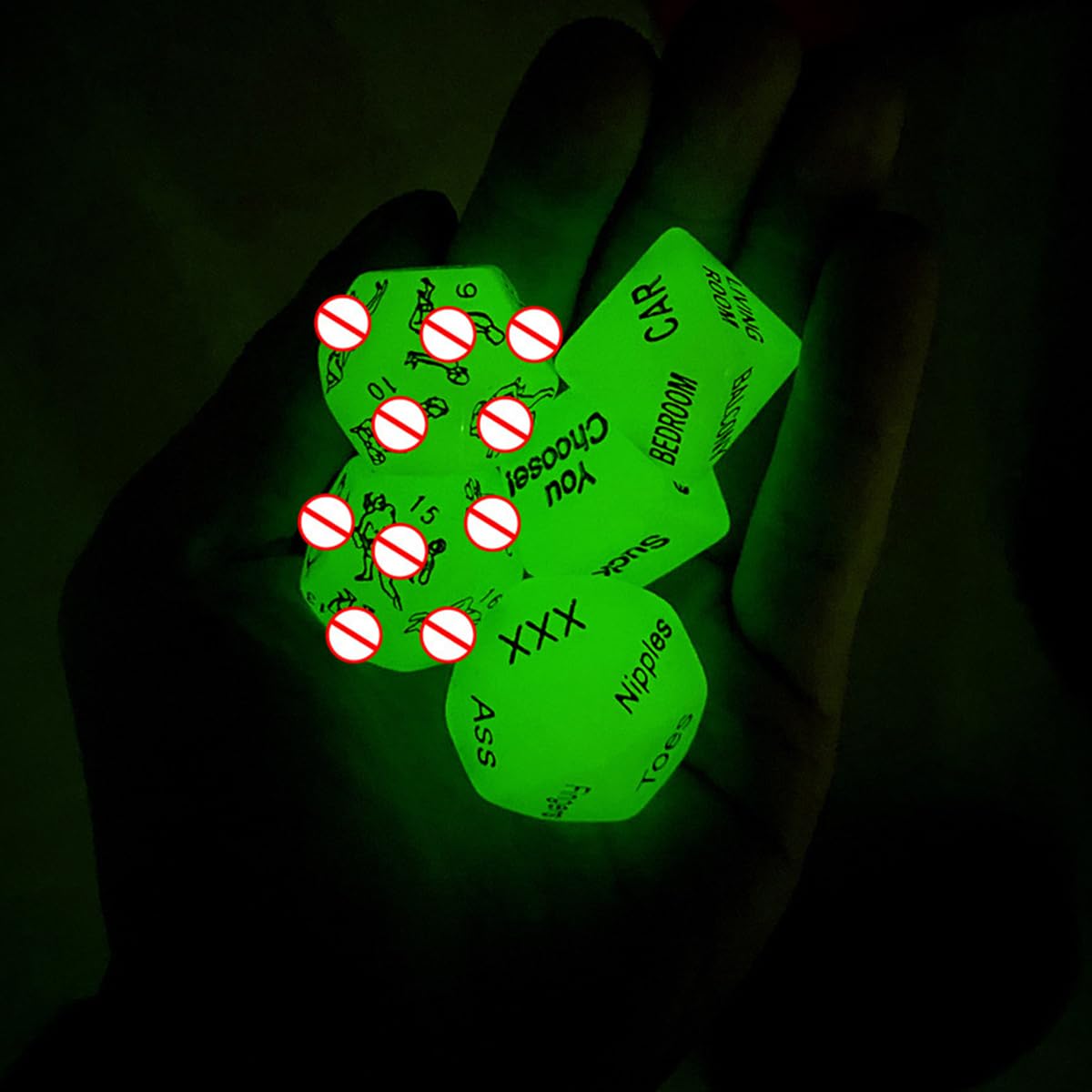 Dadi da gioco fosforescenti verdi per illuminare la notte con giochi e divertimento!