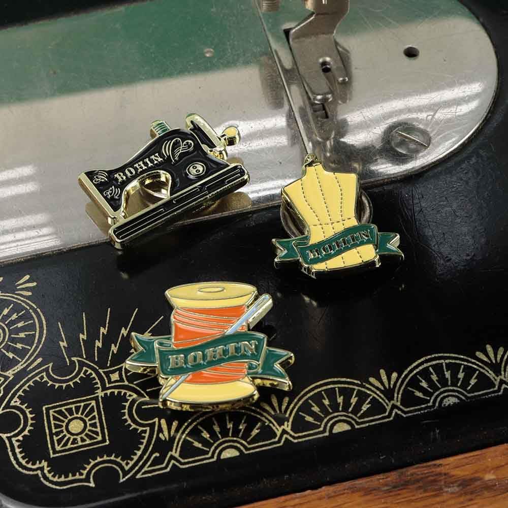 Bohin Vintage Thread Bobbin Design, Magnetic Minder Needle for Sewing or Embroidery Project, Taille Unique, Geel