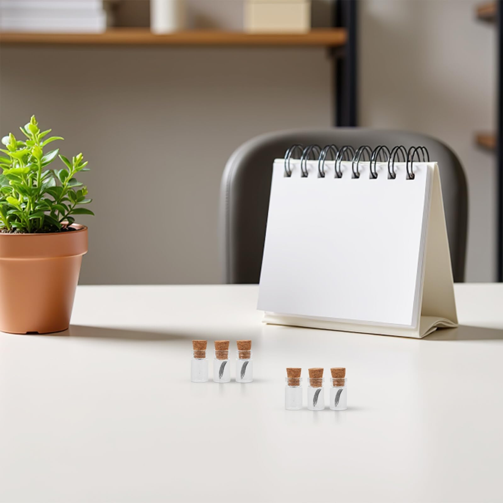 Mini Bottiglie di Vetro con Tappo in Sughero Legno 100 Pezzi da 1ml, Compatte e Portatili per Bomboniere, Fai da Te, Matrimoni e Decorazioni Natalizie