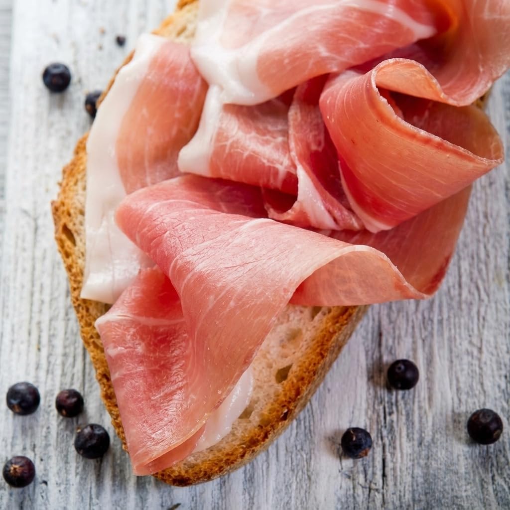 Quart de Jambon noir du Périgord aux Baies de Genièvre 900g +/- 100g