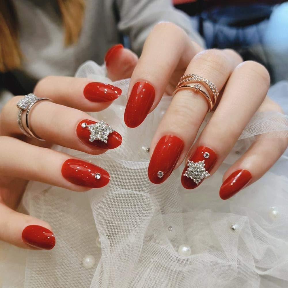 AKAZI 24 pz/Scatola Pre-Decorato Unghie Finte Nuovo Anno Colore Rosso Design con Trapano Fiocco di Neve Manicure Premere sulle Unghie con