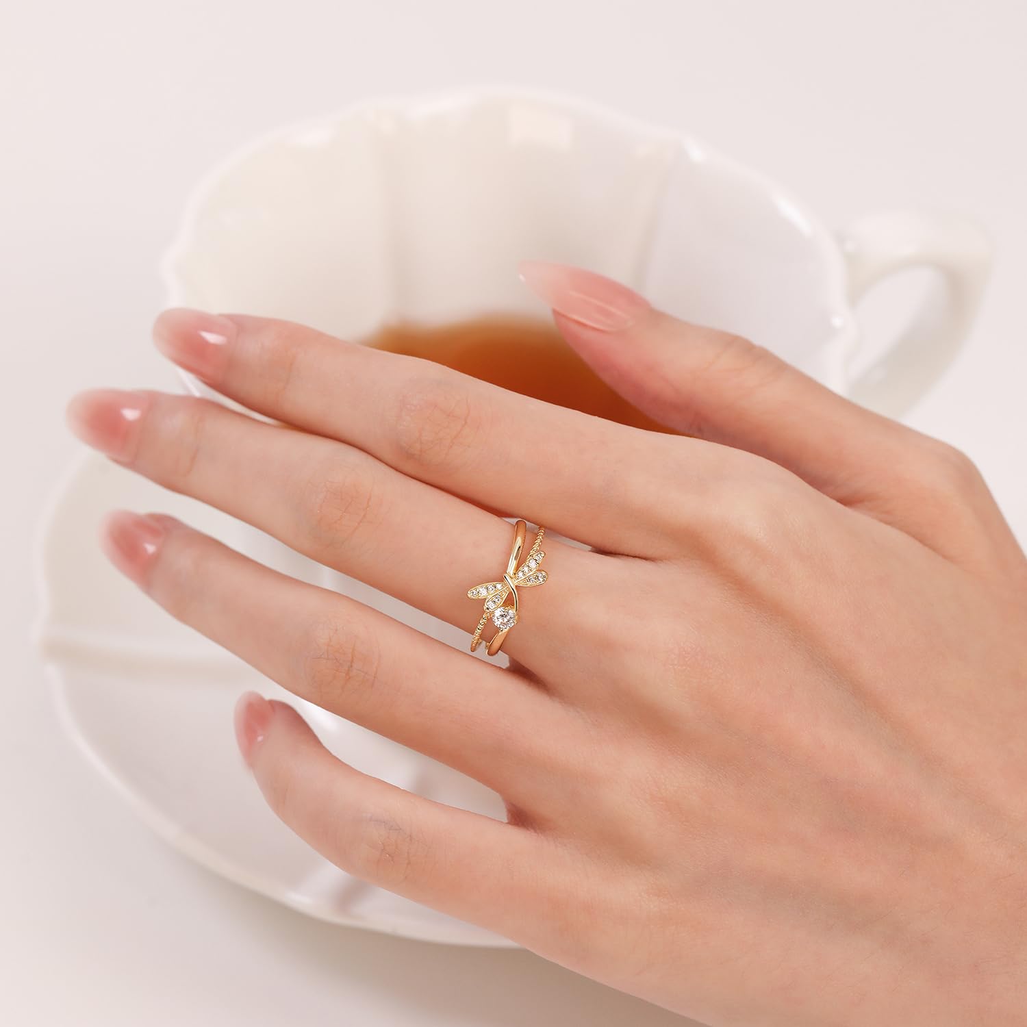 Meissa Bague Femme Argent 925 Libellule Dorée avec Zirconia – Bague Ajustable Élégante Inspiration Nature – Cadeau Original pour Anniversaire, Noël, Saint-Valentin
