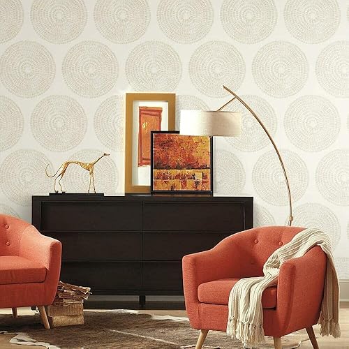 Miniatura 2 de RoomMates RMK12231PLW Nikki Chu Taupe Medali - Papel tapiz para despegar y pegar