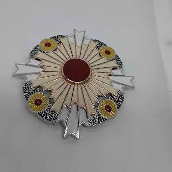 大勲位菊花大綬章 勲章 菊花大綬章 菊花章　レプリカ 615ppGQXzjL._AC_UF350,