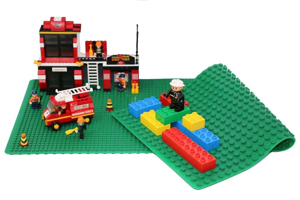 Wysokiej jakości mata z klocków budowlanych z silikonu | Dwustronna płyta budowlana duża | Zwijana, wodoodporna płyta podstawowa kompatybilna z Lego Duplo | Elastyczna płyta bez BPA, 30,5 x 80,5