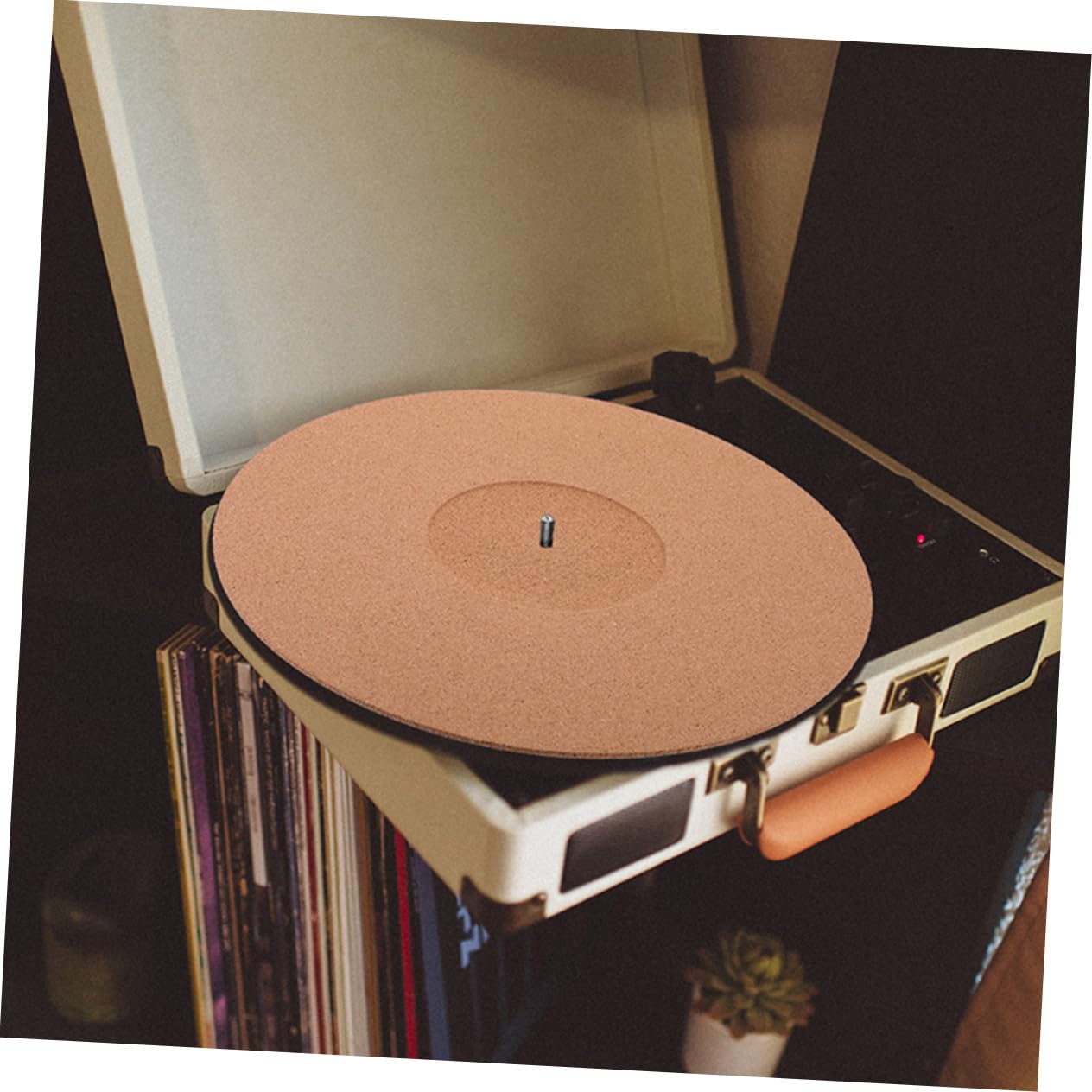 Yardwe 2pcs Turntable Pad Cork Record Player Mats for Vibration Dampening Noise Reduction and Anti-static Protection