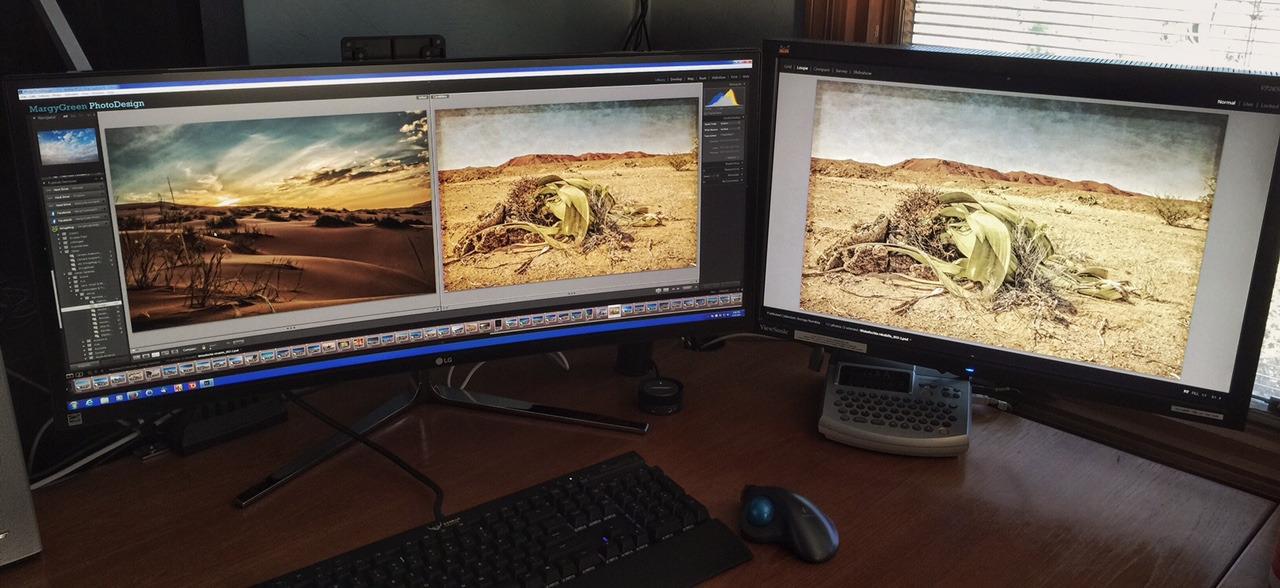 Awesome Awe Inspiring Big Real-estate Montior