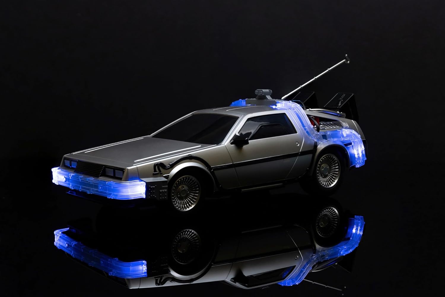 Jada Toys - Back to The Future RC Car, Time Machine, Remote Controlled Vehicle with Turbo and Light Function, Up to 10 km/h, USB Charging Function, 28 cm, for Children from 6 Years, 253256004