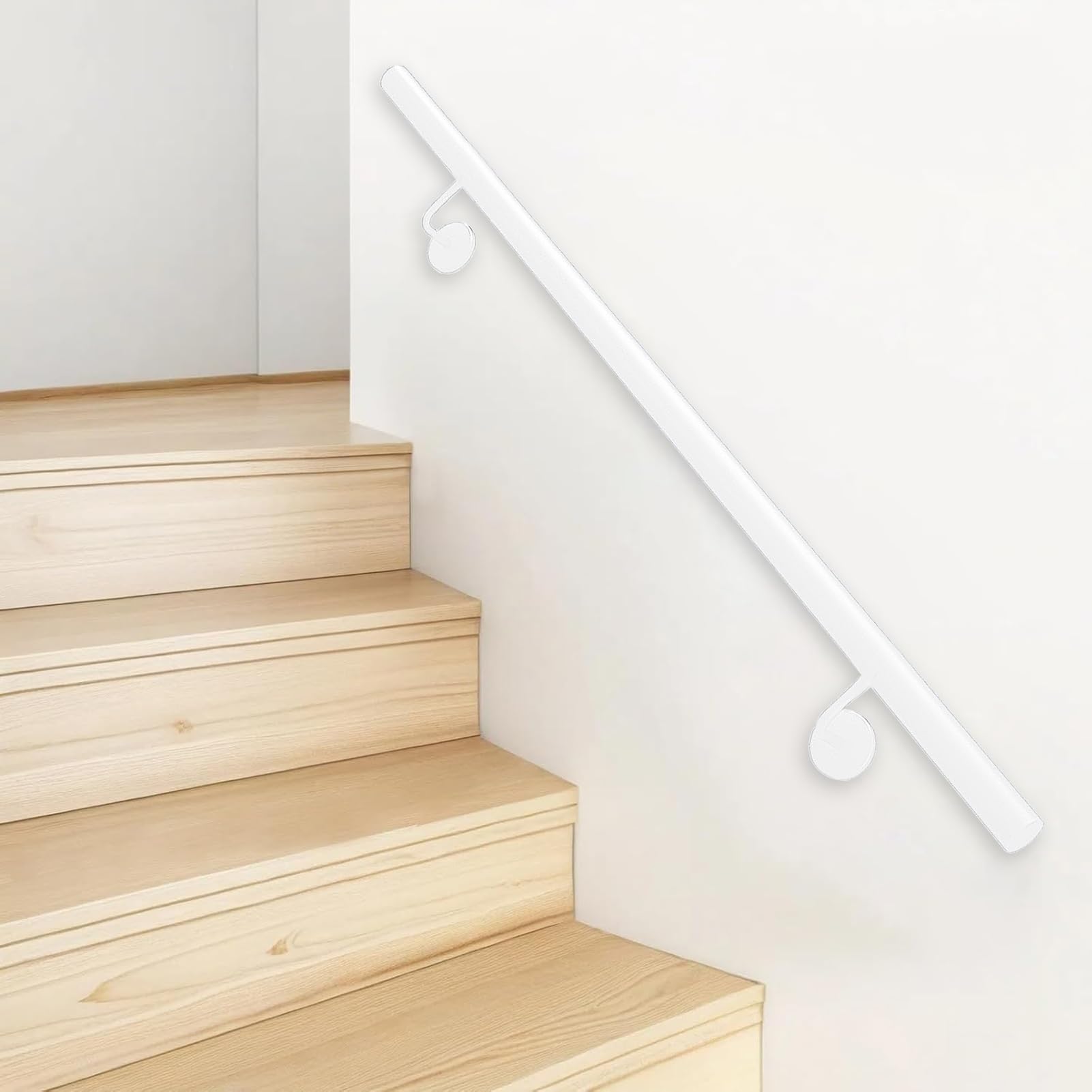 Main courante escalier tube rond en fer forgé noir de 570cm pour rampe intérieure