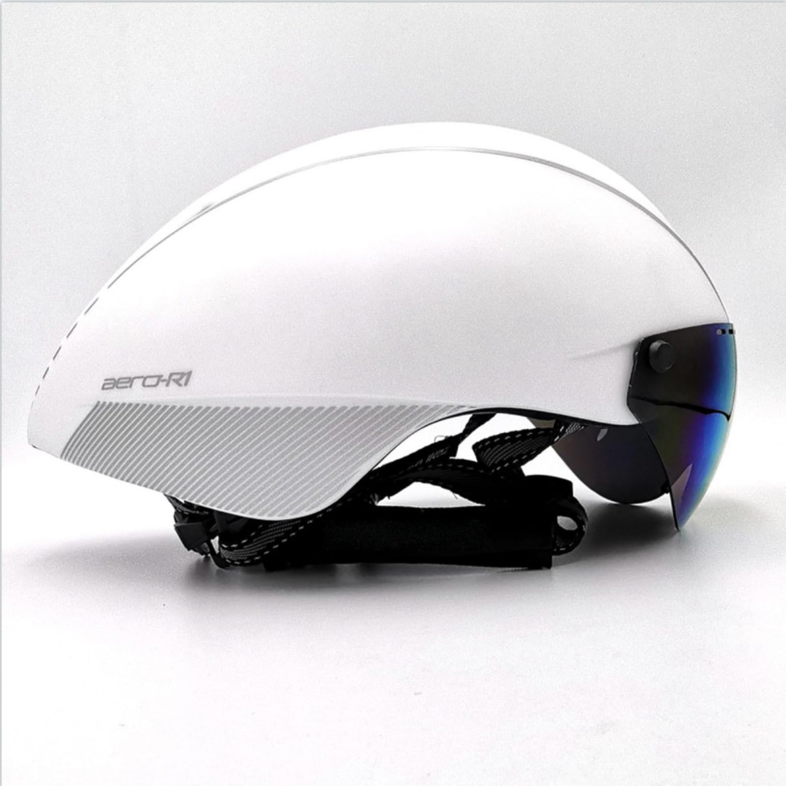 LOVIVER Casco da Ciclismo Monopezzo per Bici con Visiera Specchiata E Regolazione Sotto Mento Costruzione Resistente con Ventilazione Efficiente E Imbottitura