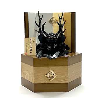 五月人形 平安水宝作 11号 兜収納台 SG型 金具ブロンズ兜 桐三枚袖落屏風 五月人形 平安水宝作 11号 兜収納台 SG型 金具ブロンズ