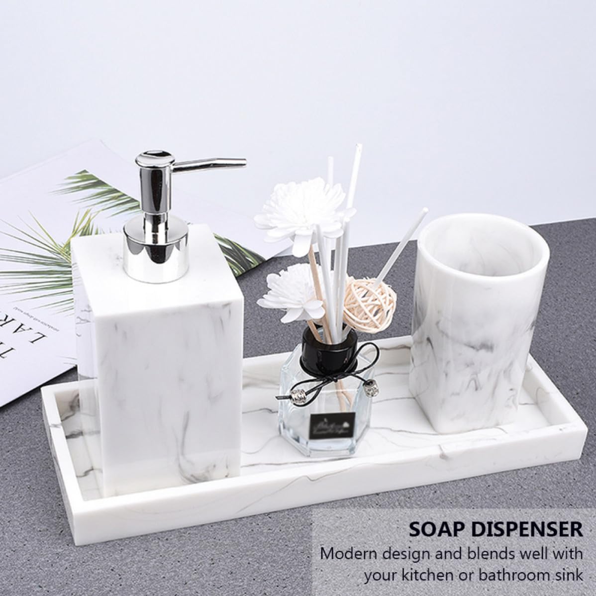 Dispenser di sapone bagno organizer in resina nero con vassoio e 2 bicchieri, set 1 pezzo per bagno e matrimonio