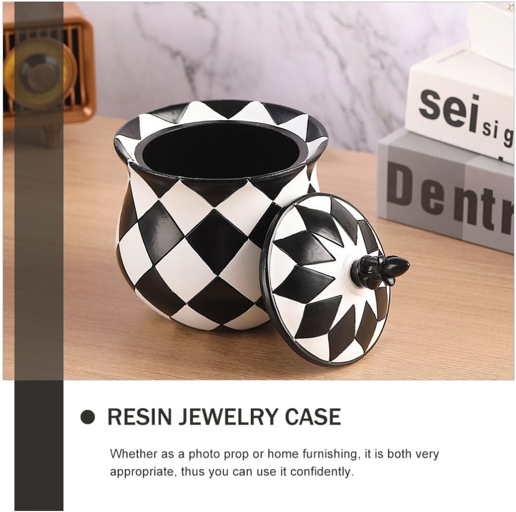Ipetboom Travel Jewelry Case Checkered Jewelry Box with Lid Portable Travel Ring Box Mini Earrings Case Jewelry Organizer Trinket Container for Ring Earrings Jewelry Box