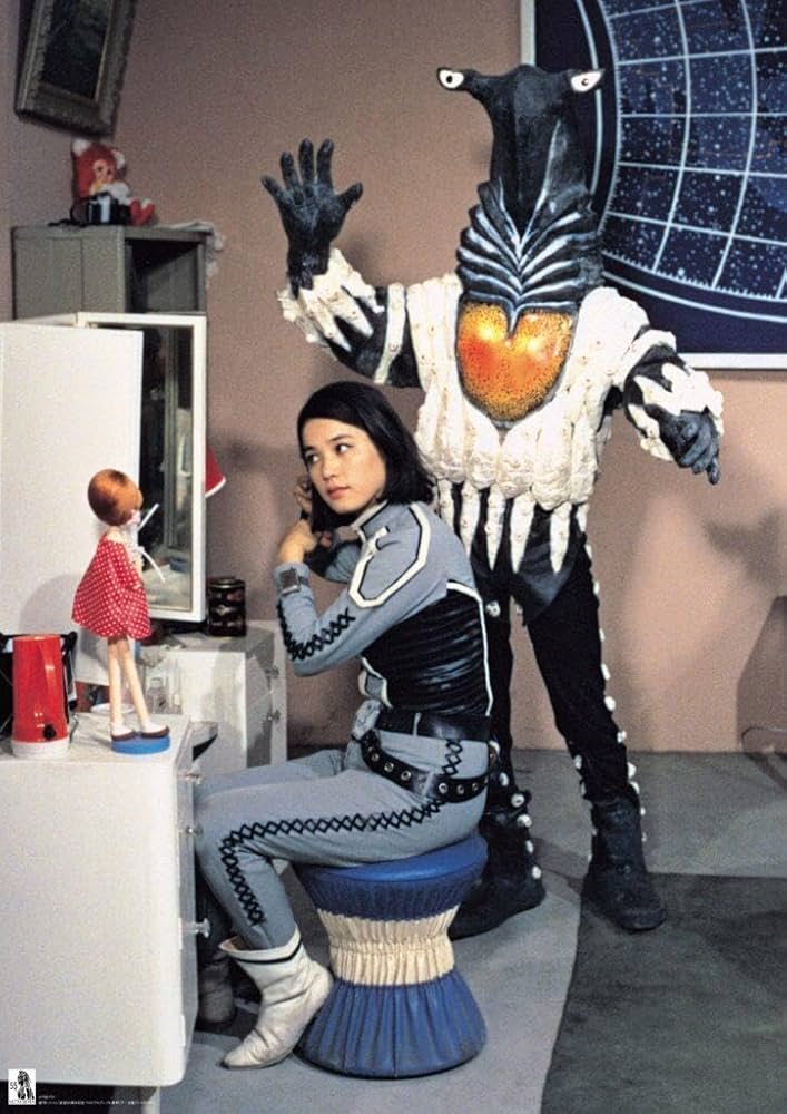 『ペガッサ星人 ひし美ゆり子 ウルトラマン』ソフビ カレンダー ポリ人形 特撮 ペガッサ星人 ひし美ゆり子 ウルトラマン』ソフビ カレンダー