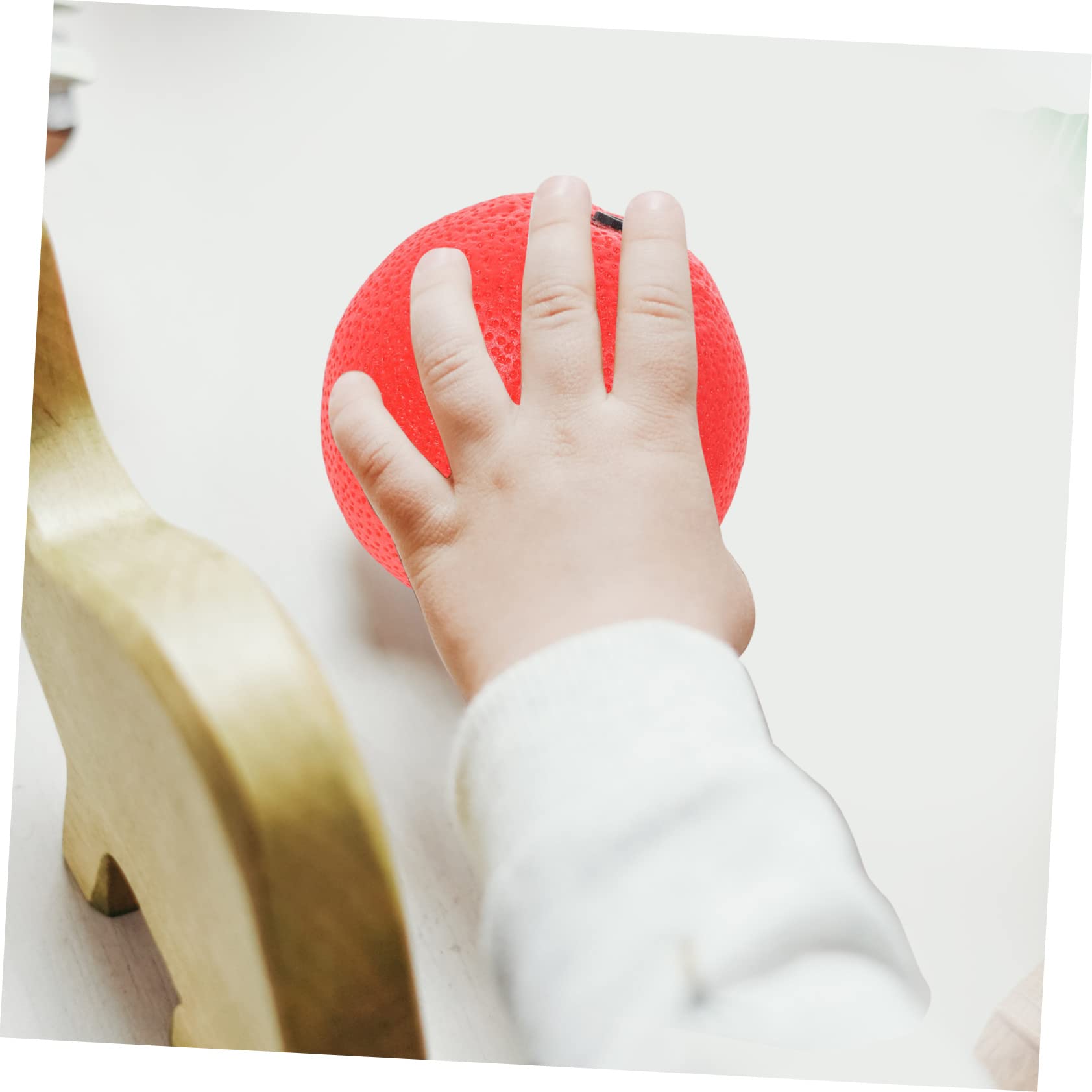 ERINGOGO Musical Fruit Toy for Boys and Girls 2pcs Fruit Shakers Excellent Craftsmanship Fun Sounds