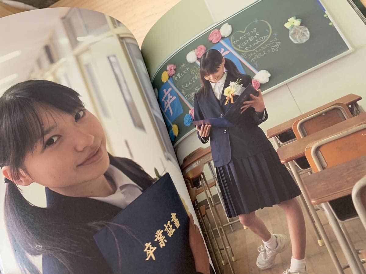 美少女写真集7 戸田恵梨香 生まれた泉 ; BOMB 2007.6表紙戸田恵梨香 Amazon.co.jp: SANWA MOOK 美少女写真集7 戸田恵梨香 生まれた