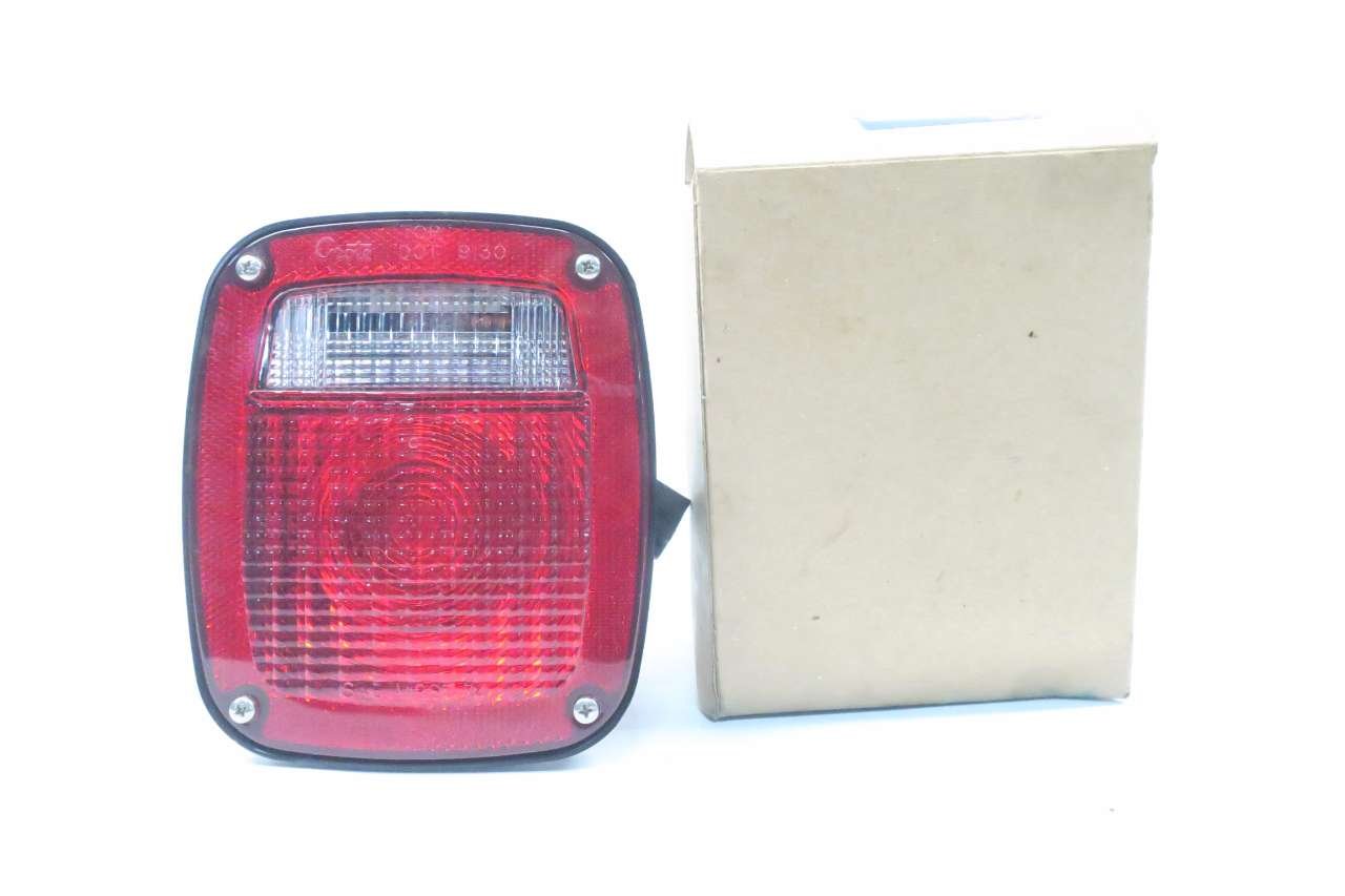 GROTE 53792 Ford Stop Tail Turn Box Light LH D550760