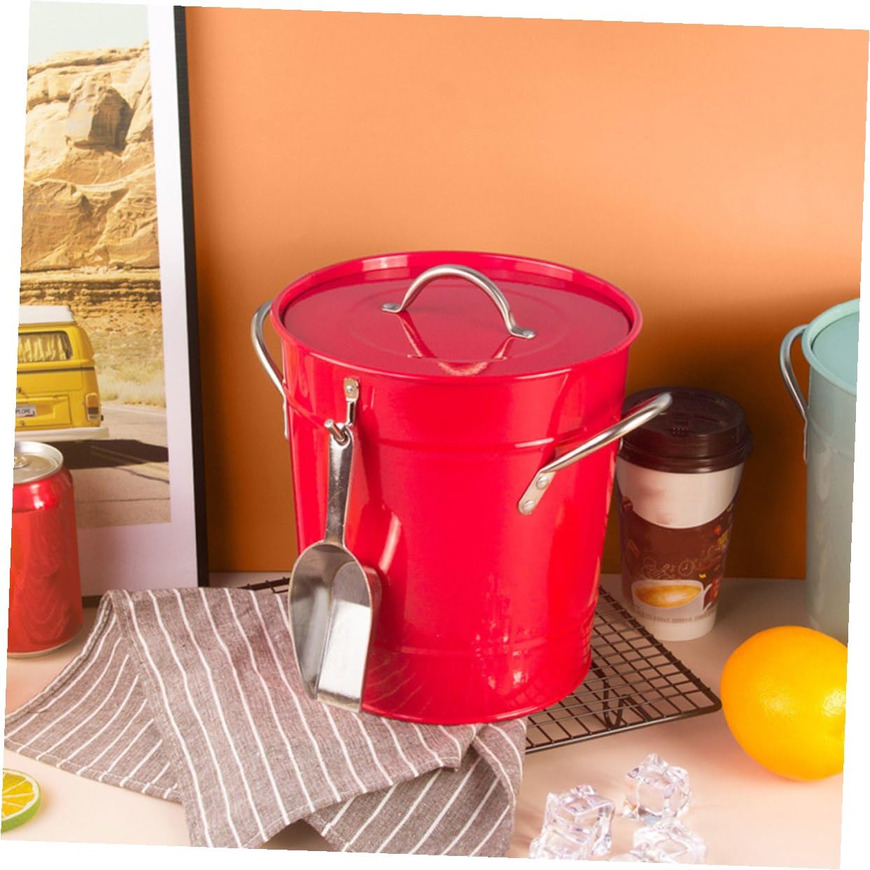 DOITOOL Seau à Glace Portable en Fer Ménager 3 L Rouge Vif Isolé Multifonctionnel pour Bar et Maison, Seau pour Congélateur Adapté aux Fêtes et Restaurants