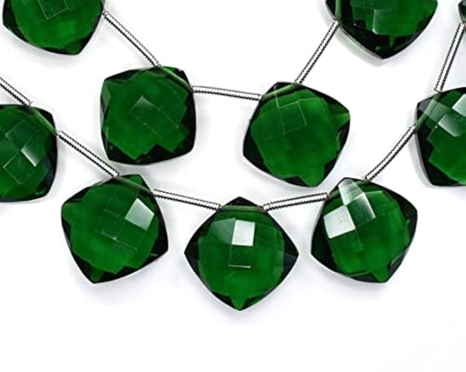 Perles Tsavorite Quartz briolette 14mm : le coffret idéal pour offrir un bijou