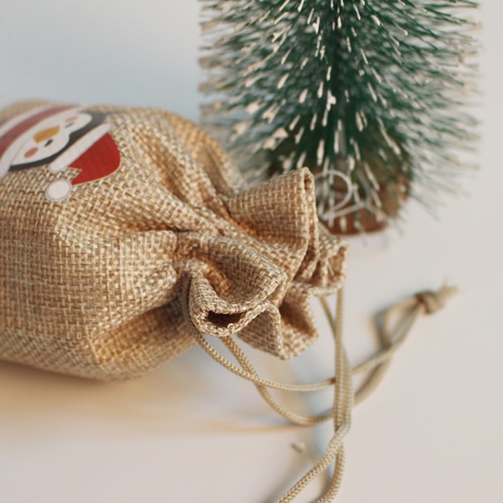 GreatRise 50 sztuk torebek z juty, 13 × 18 cm, na Boże Narodzenie, ze sznurkiem, klasyczne elementy bożonarodzeniowe, woreczki jutowe wielokrotnego użytku, do napełniania, torebki na biżuterię, na