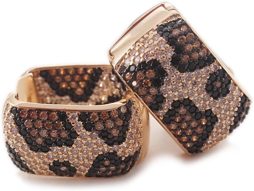 Z ZACHÉ Shinny Animal Leopard Print Earrings Cubic Zirconia Paving Gold Plated Women Hoop Earrings Statement Chunky Circle Huggie Earrings