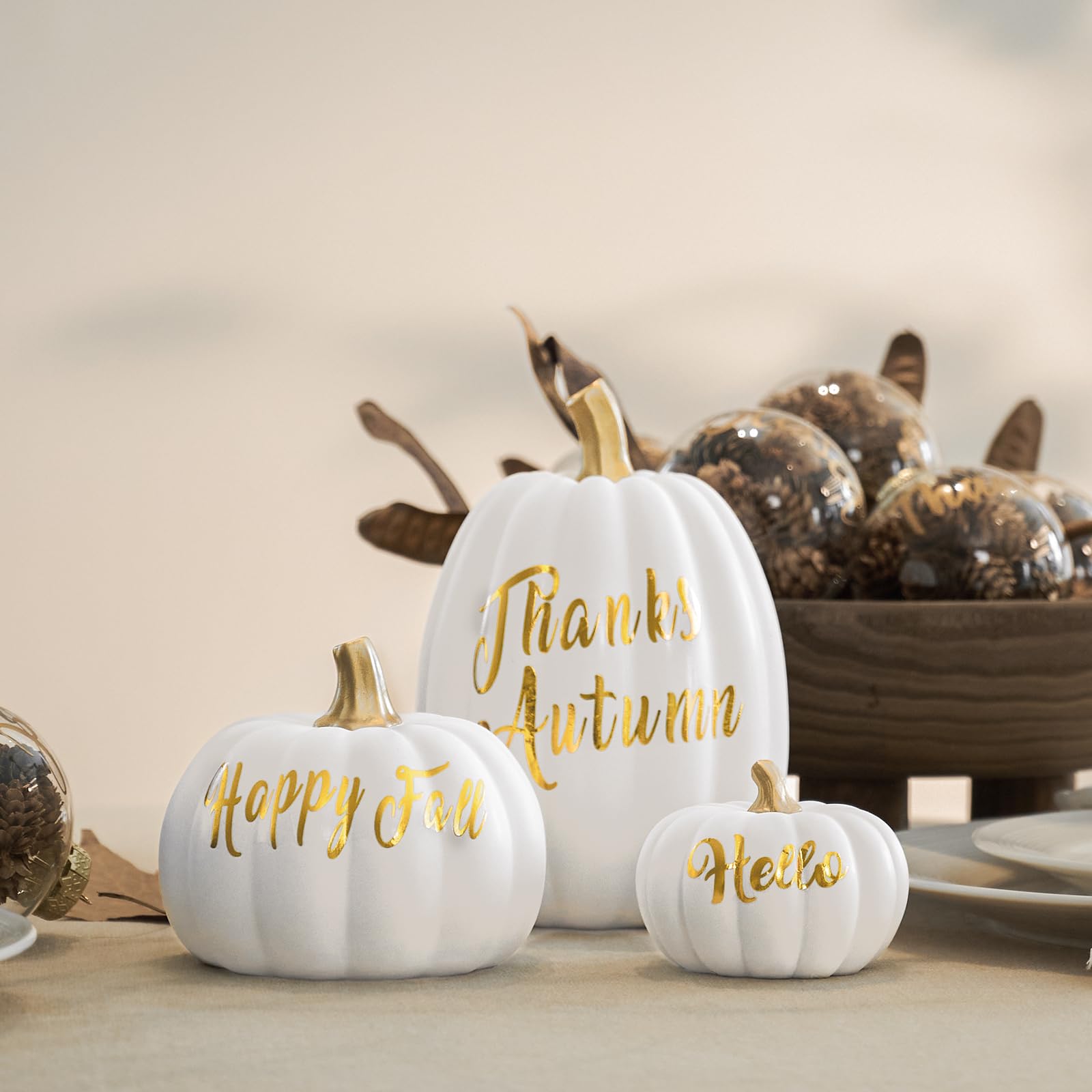 Citrouilles décoratives d'automne blanches et dorées DN DECONATION