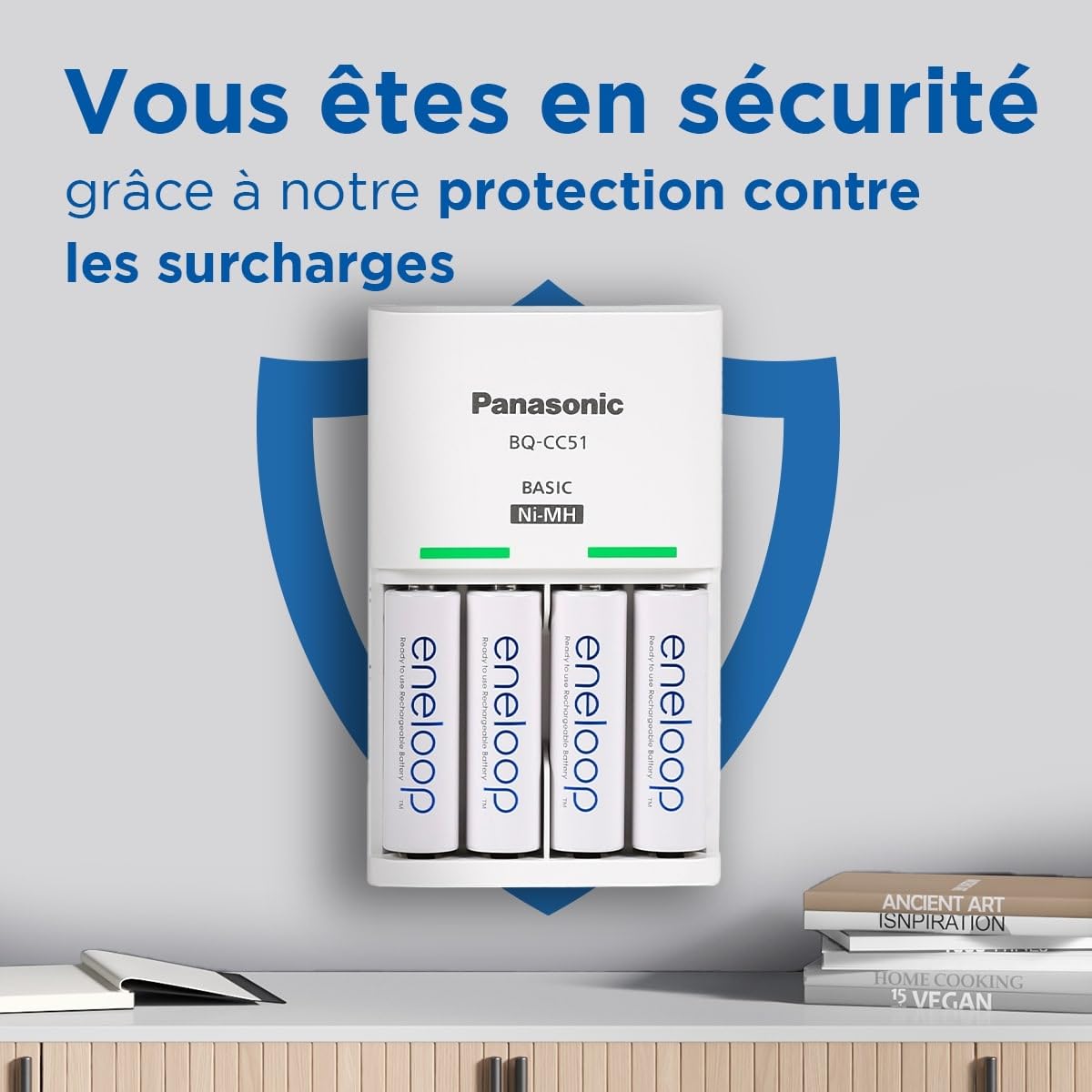 Chargeur eneloop Basic pour 2 ou 4 Piles Ni-MH AA/AAA. Nouvelles Fonctions de sécurité, fourni avec 4 Piles eneloop AAA/Micro, capacité renforcée et 6 Fonctions de sécurité