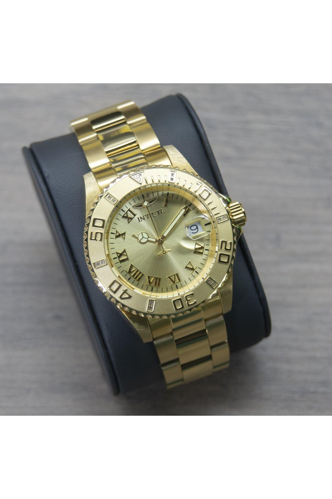 INVICTA Pro Diver 12820 Reloj para Mujer - Movimiento de Cuarzo - Acero Inoxidable con Esfera Dorada - 40 mm - con 15 Diamantes