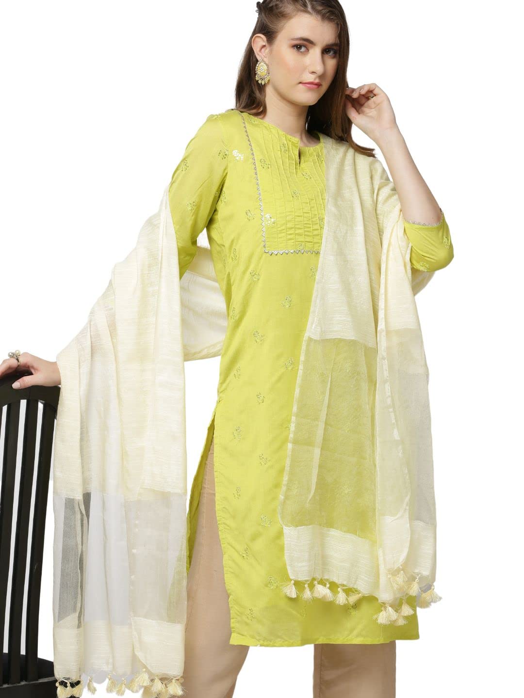 Women's Linen Cream Dupatta With Organza Border And Tassels, Free Size