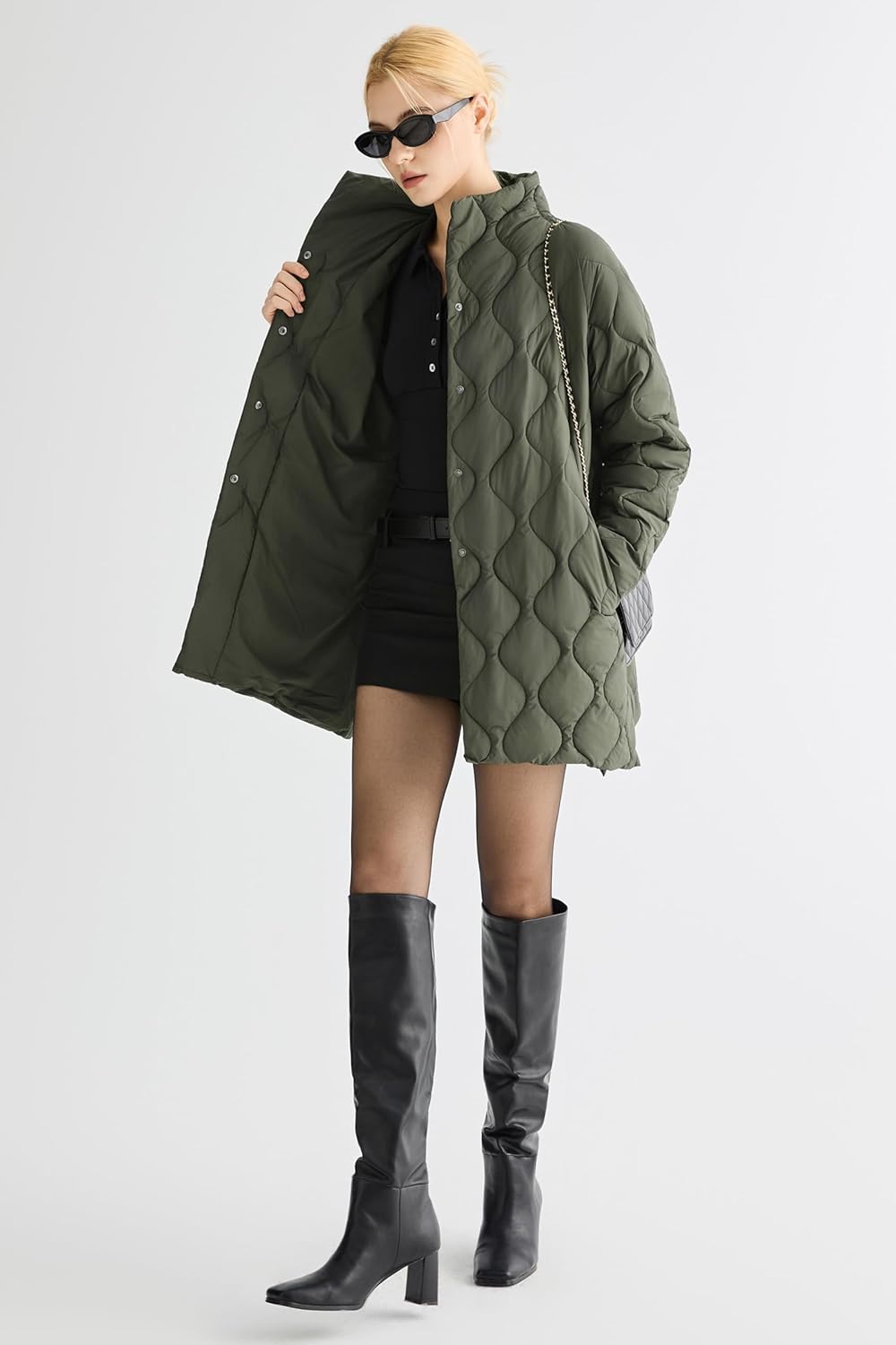 Orolay CHIIONE Womens Quilted Puffer Jacket Winter Coat Lightweight Warm Jackets Oversized Button Puffer Coat with Pockets - Image 5