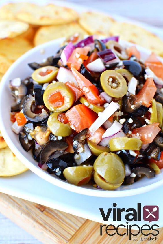 Royal Grove Black Olives l Low Fat Ready-to-Eat Healthy Snack, Source of Fibre l Enjoy as Topping for Pizza & Pasta l 3.1 KG|