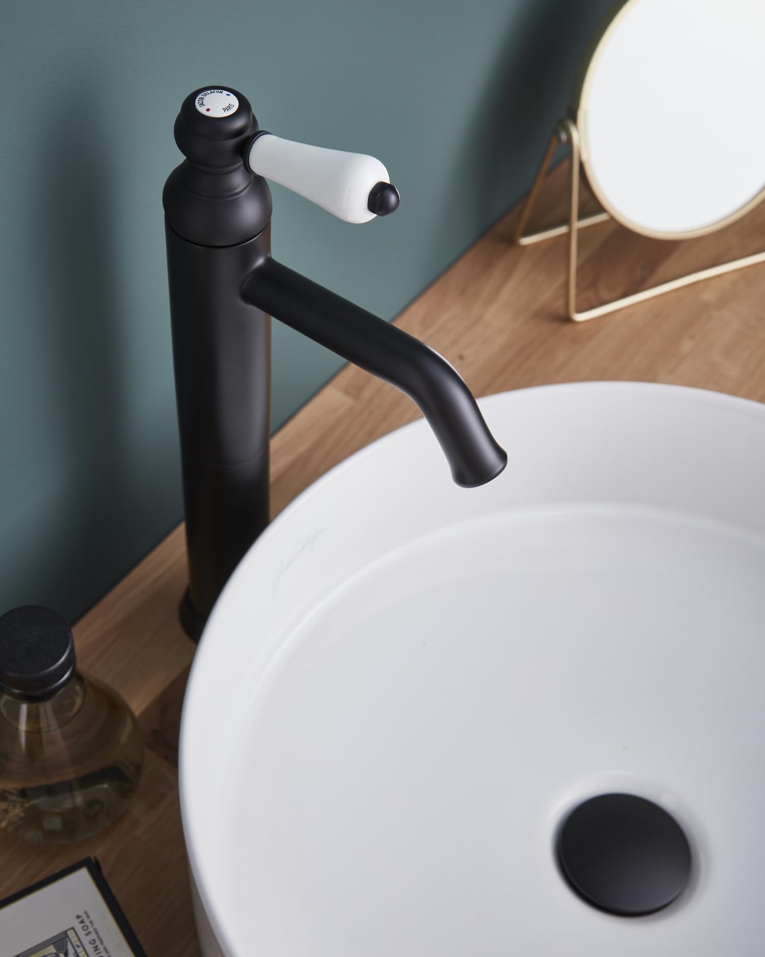 Rubinetto Miscelatore Per Lavabo Jacob Delafon Louise – Stile Retrò Con Manico In Ceramica, Fino A 5 L/min, Facile Installazione, Colore Nero Opaco E24361-BL