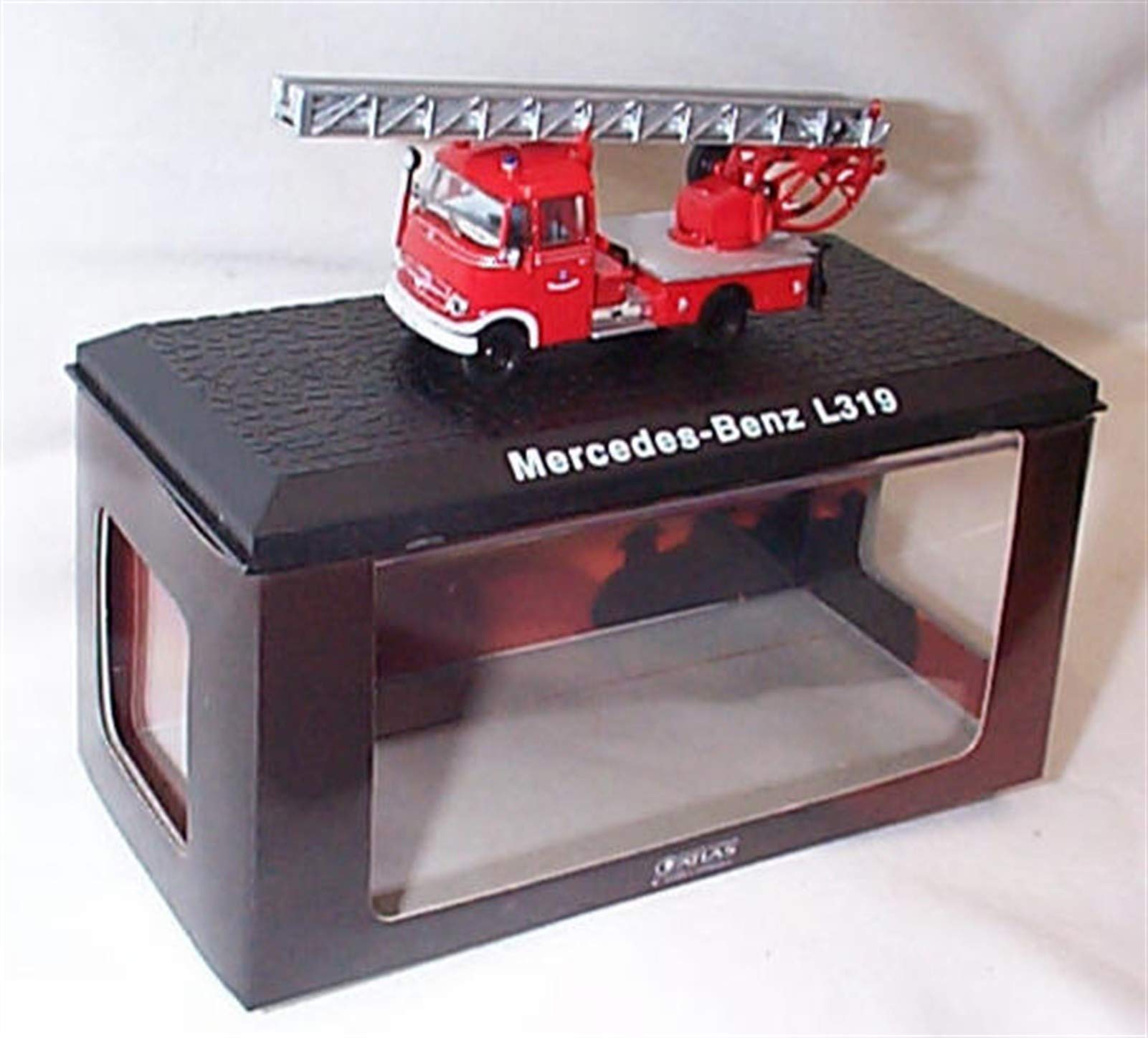 Atlas Editions Fire Truck Collection L319 red fire engine 1:72 scale diecast model