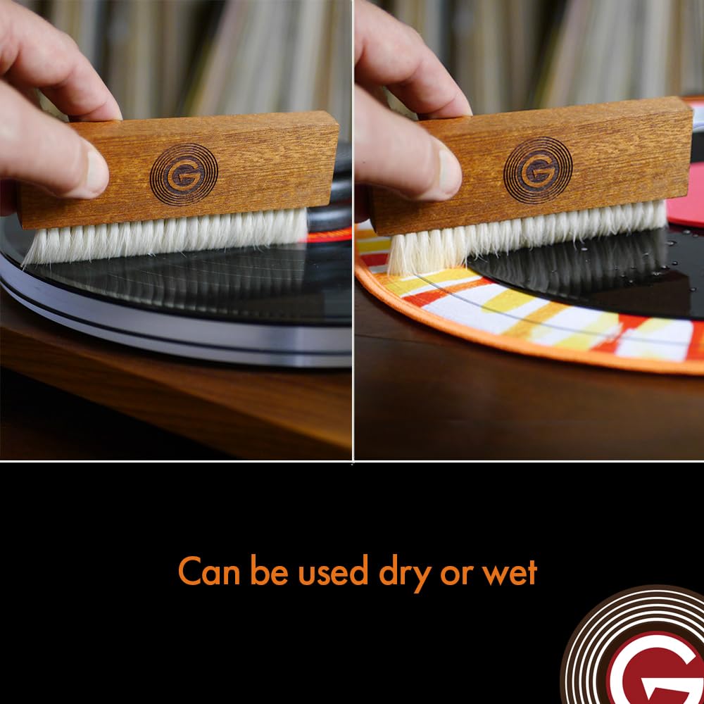 GrooveWasher 's The Goat Schallplatten-Reinigungsbürste, antistatisch, natürliche Ziegenhaarbürste und Walnuss-Griff, feucht, um Schallplatten-Reinigungsflüssigkeit aufzutragen, trocken, um Staub zu