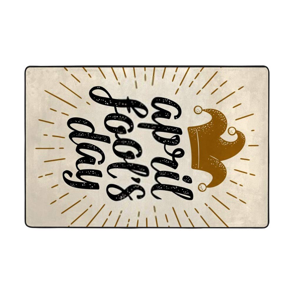 Tapis de grande taille en polaire pour un salon cosy au style graphique